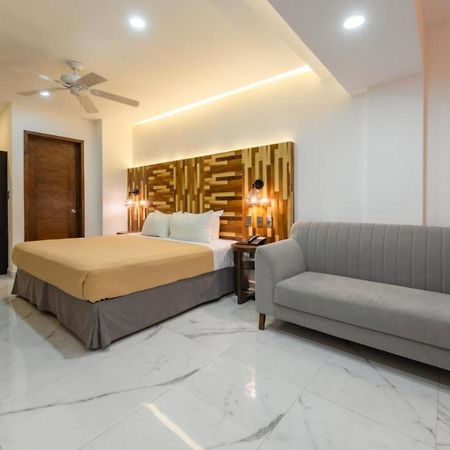 Collection O Hotel Marvic ปลายาเดลการ์เมน ภายนอก รูปภาพ