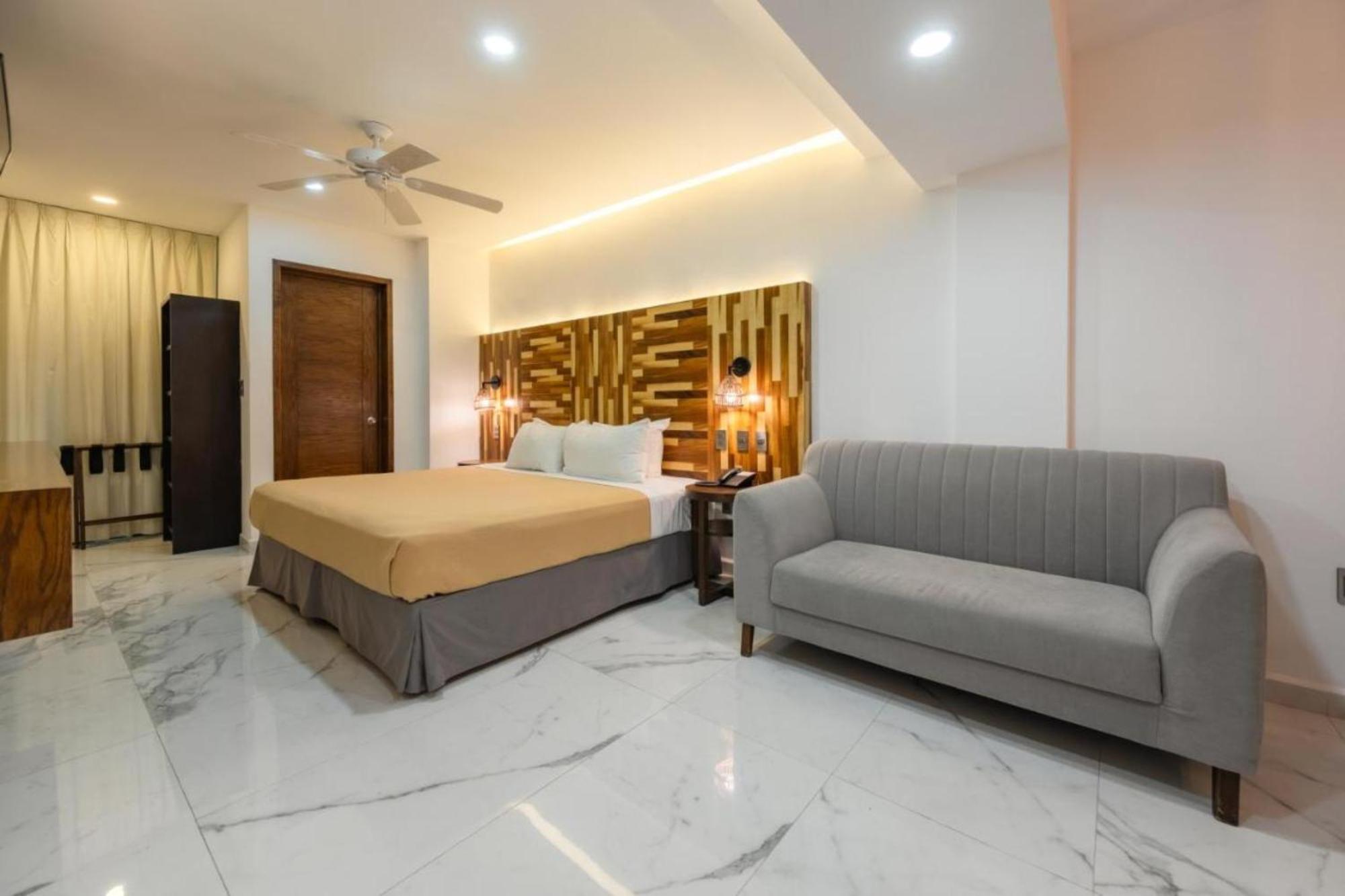 Collection O Hotel Marvic ปลายาเดลการ์เมน ภายนอก รูปภาพ