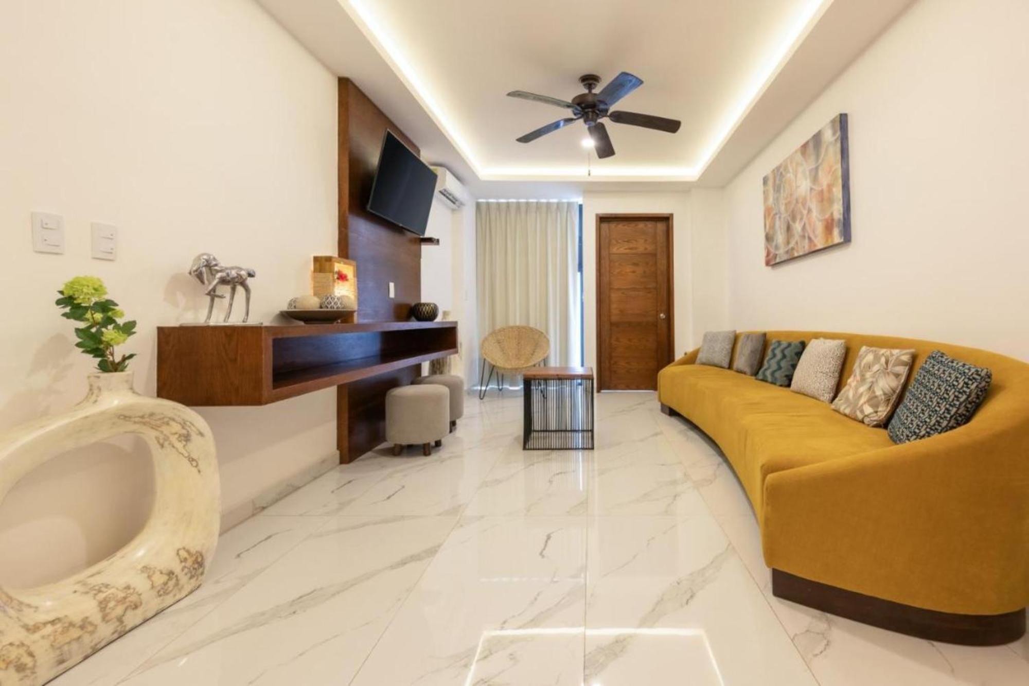 Collection O Hotel Marvic ปลายาเดลการ์เมน ภายนอก รูปภาพ